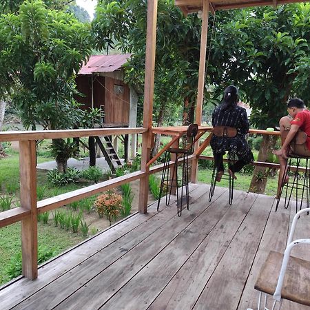 Bua Guesthouse Tangkahan Exterior foto